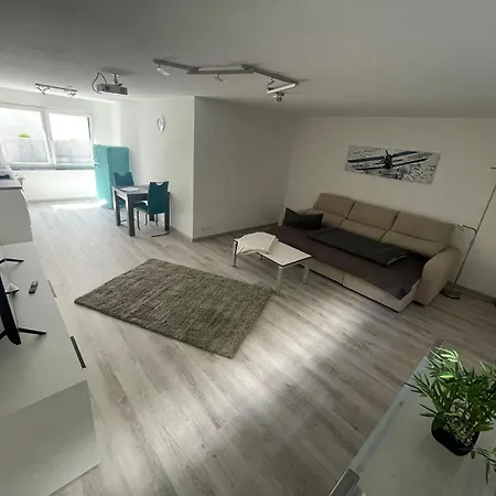 Moderne Souterrain In Zentraler Lage Leura